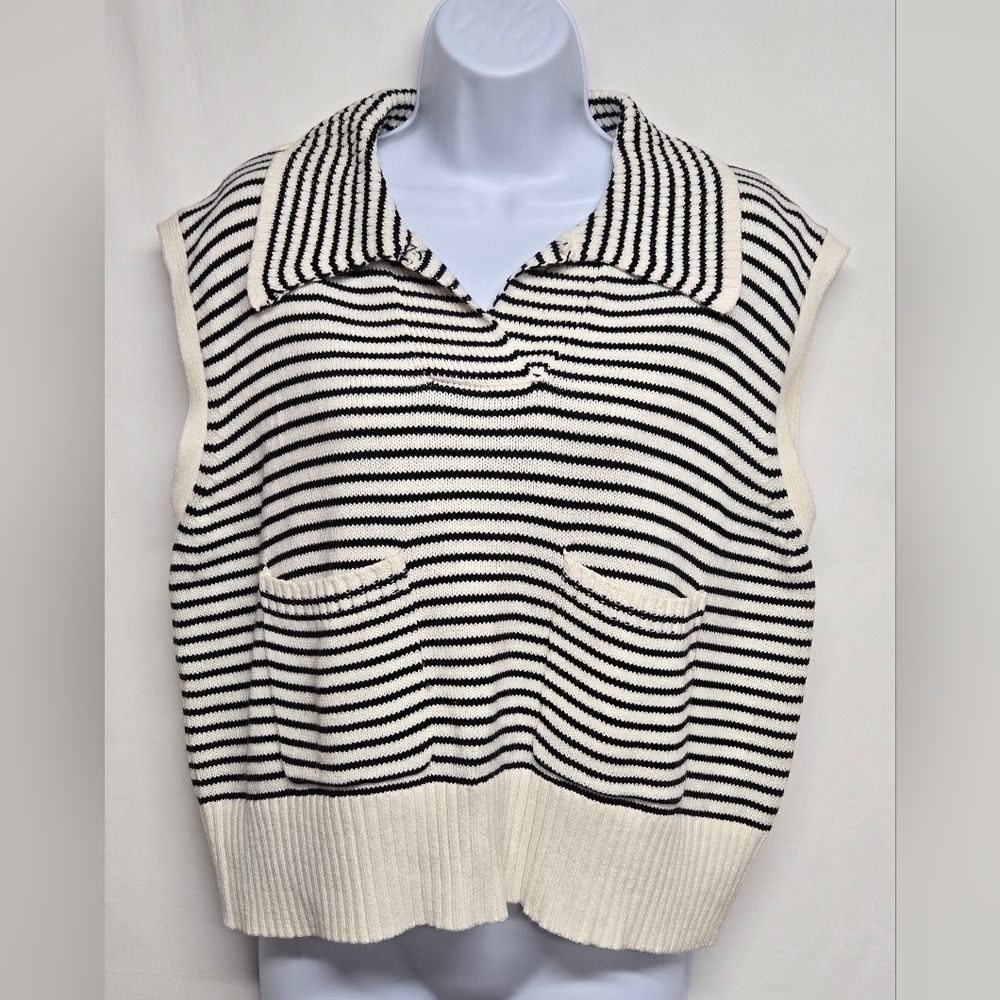 Miou Muse L Boxy Knit Vest Stripes Ribbed Collared Cotton Acrylic Pockets